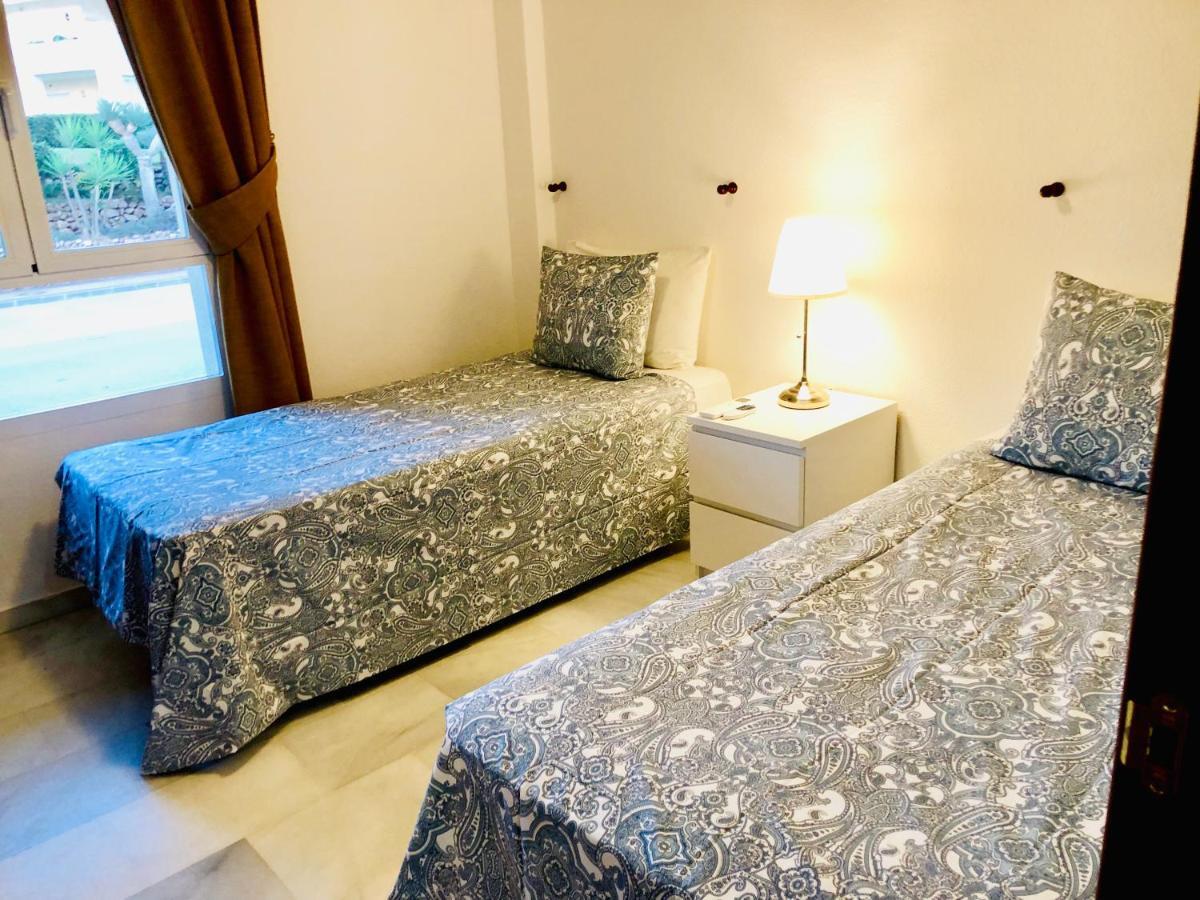 Lovely Sea Views Apartment On La Costa Del Sol El Faro Buitenkant foto